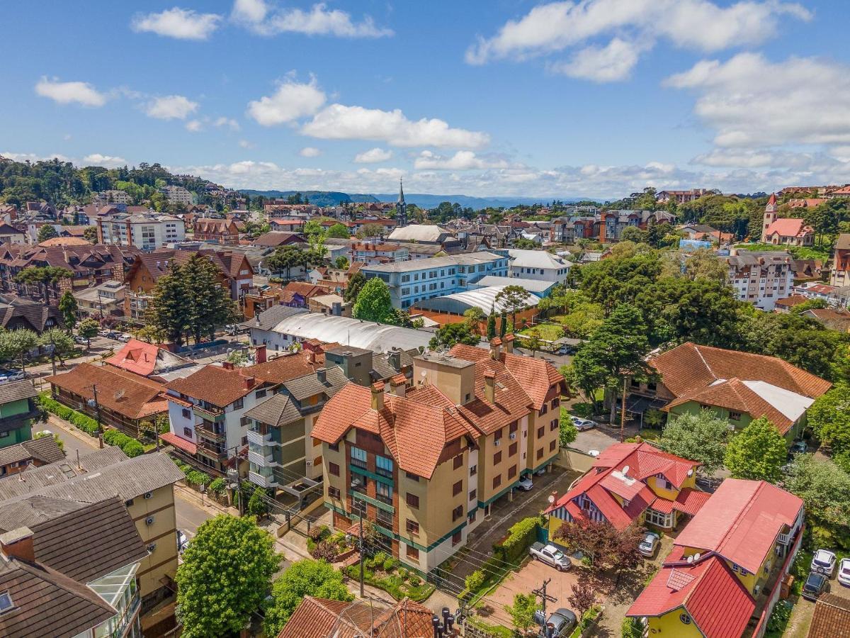 Apartamento Palladio 304 - Gramado 400 metros Rua Coberta Exterior foto