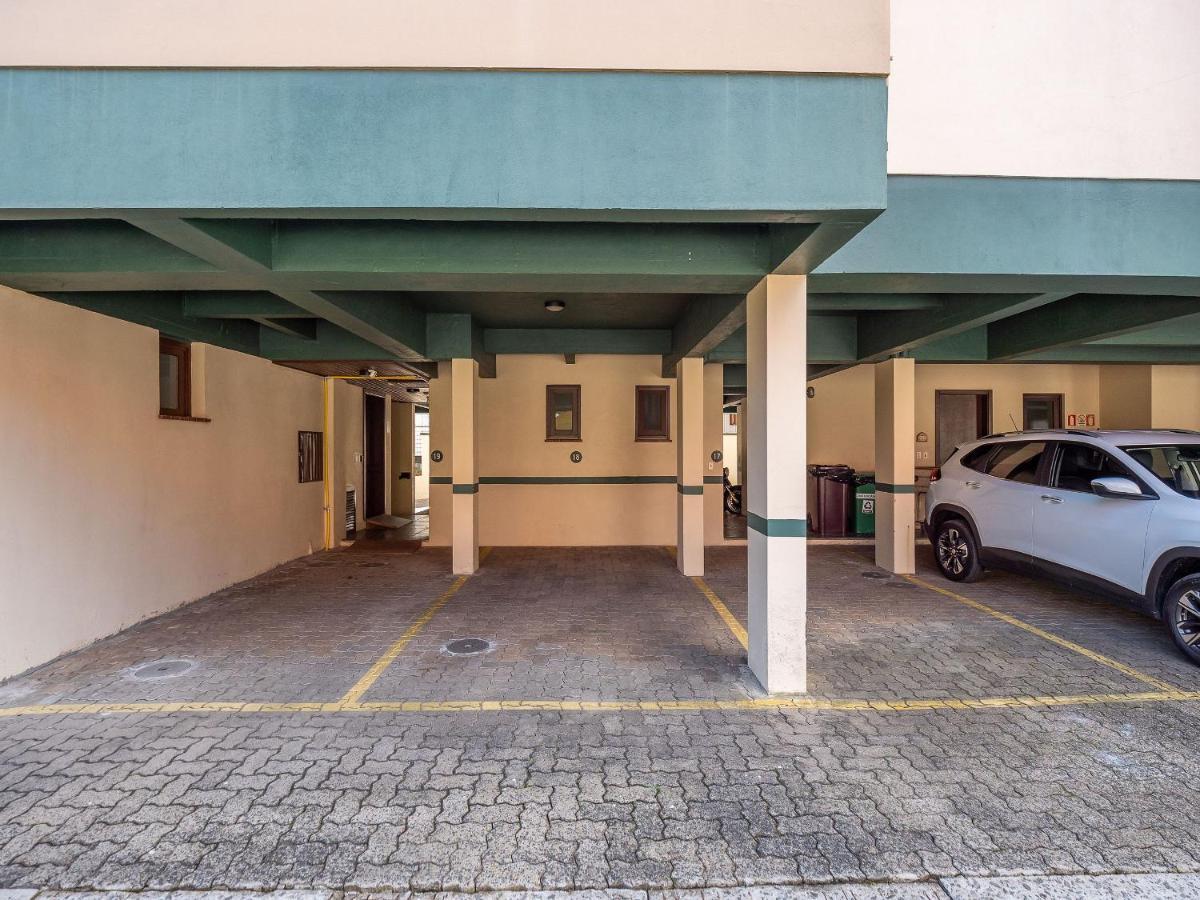 Apartamento Palladio 304 - Gramado 400 metros Rua Coberta Exterior foto