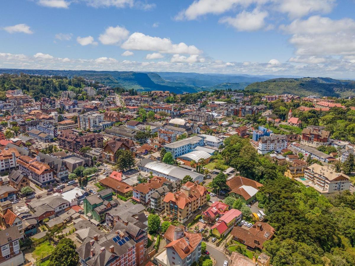 Apartamento Palladio 304 - Gramado 400 metros Rua Coberta Exterior foto